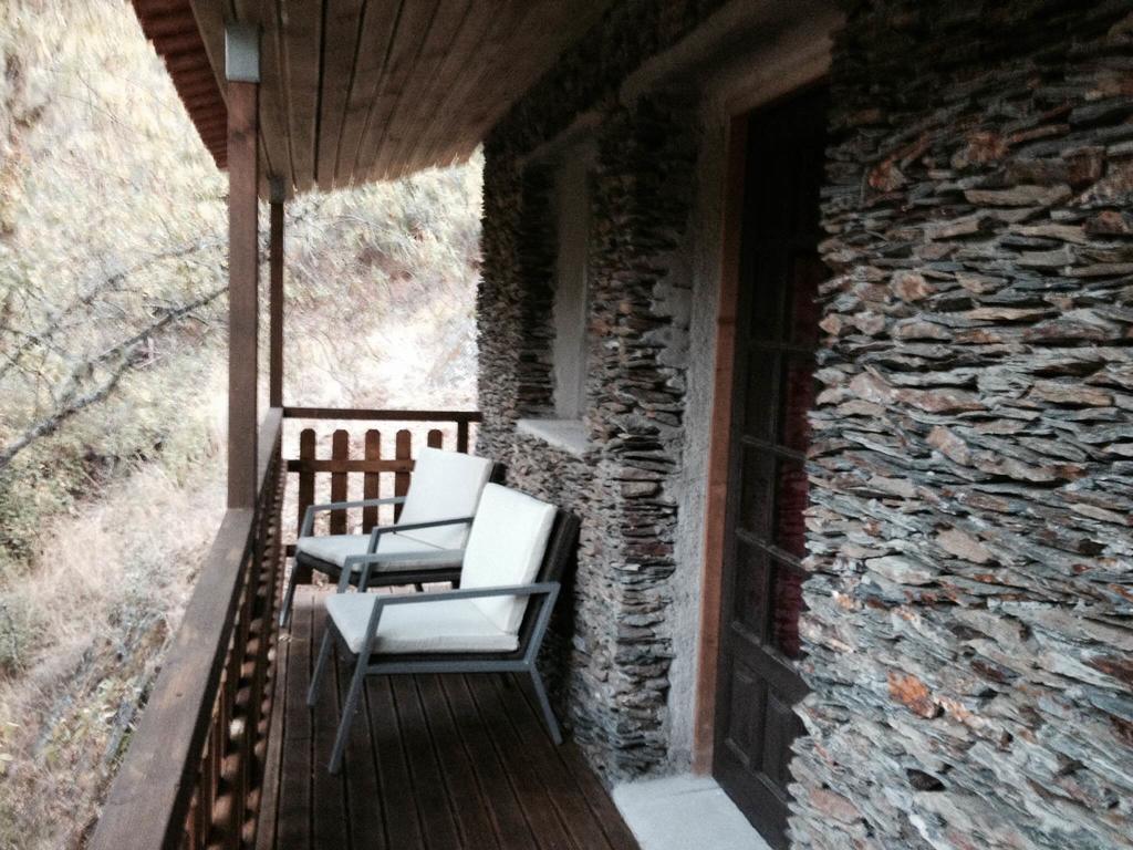 Castelo Do Mau Vizinho Hotel Orjais Eksteriør billede