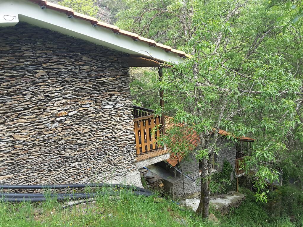 Castelo Do Mau Vizinho Hotel Orjais Eksteriør billede